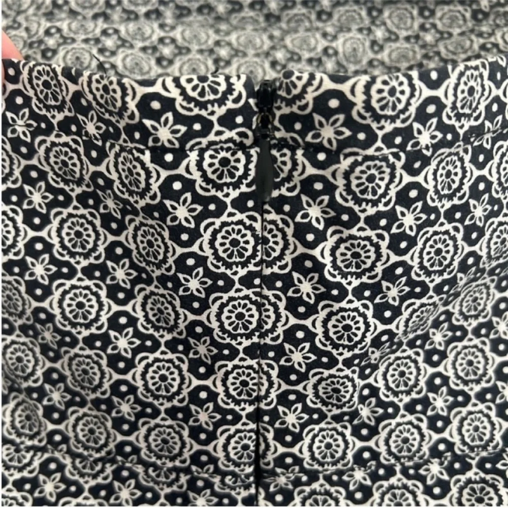 Gap Factory Black and White Strapless Mini Cocktail Dress - Picture 6 of 8